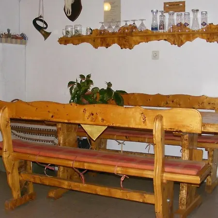 Kiskastely Vendeghaz